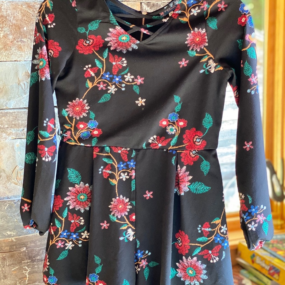 2 girls size rompers